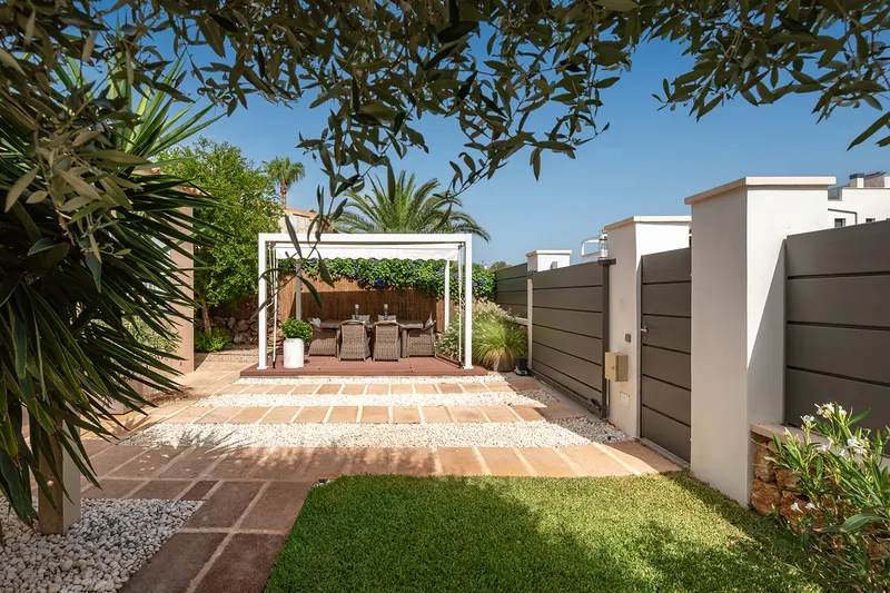 Elegant single-family house with private pool and panoramic terrace in Sa Ràpita — photo 3