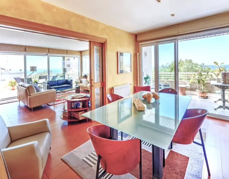 This exclusive penthouse is located in Bonanova, one of the most prestigious areas of Palma, known for its tranquility, beauty and proximity — photo 5