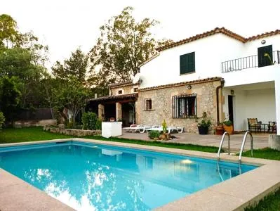Rustic property - Pollença, built surface 200 m², plot surface 18,190 m², 4 bedrooms, 2 bathrooms, pool. — photo 1