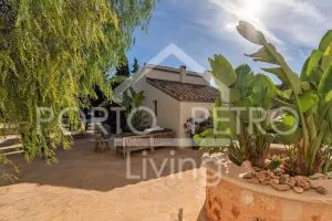 Ref. PRO233 – Village house with a beautifully landscaped garden, large pool and garage near Santanyí — photo 7