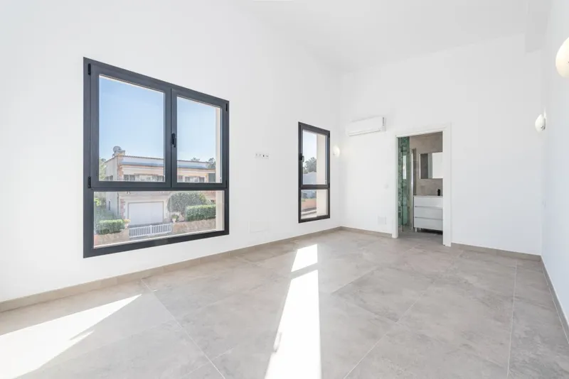 Son Serra de Marina modern style house for sale with roof terrace and easily maintained gardens — photo 6