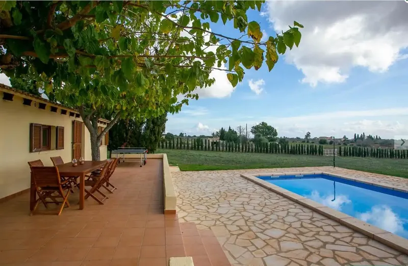This Mediterranean finca is situated on a plot of 14,200 m² in a quiet area of Porto Cristo. — photo 12