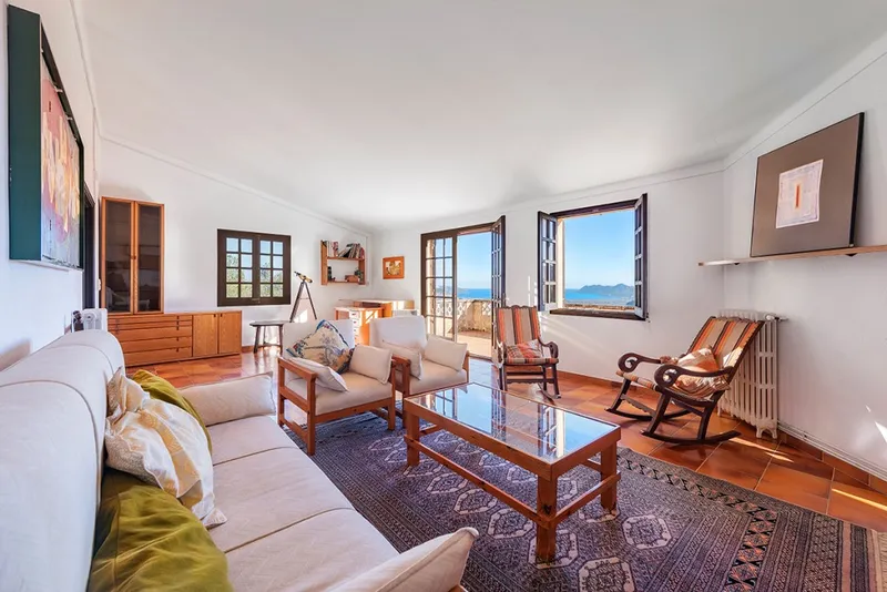 Pollença quiet location country property for sale with mountain view and covered terrace — photo 3