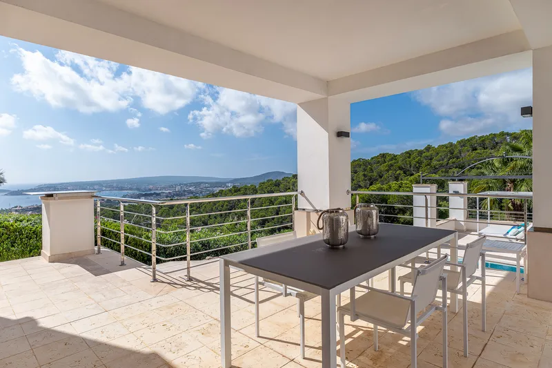 Southwest-facing sea view villa in Costa d'en Blanes — photo 3