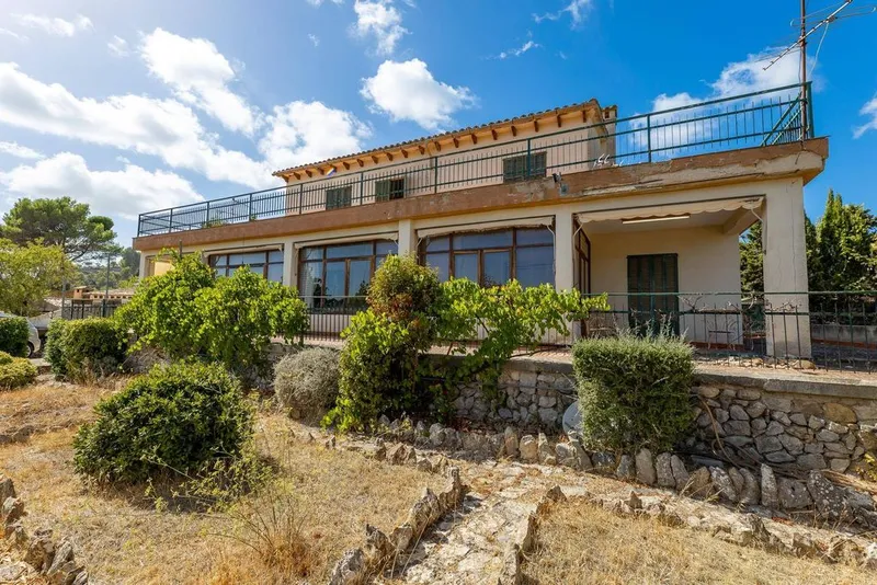 Detached House in Puigpunyent, Province of Balearic Islands — photo 1