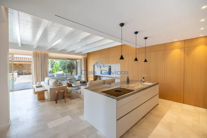 Townhouse — photo 10