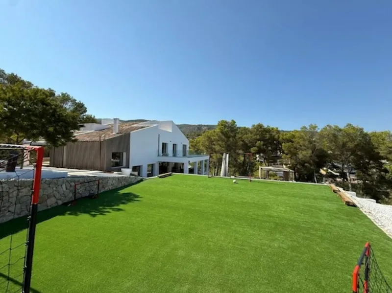 Modern Luxury Villa with Sea Views, Private Cinema, Gym & Football Pitch in Cas Català — photo 6