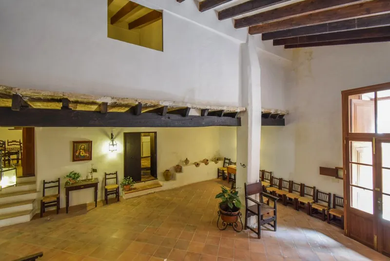 Large Town house with patio in Fornalutx — photo 2