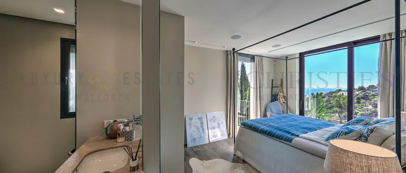 Beautiful Mediterranean modern villa in Genova with sea views — photo 12