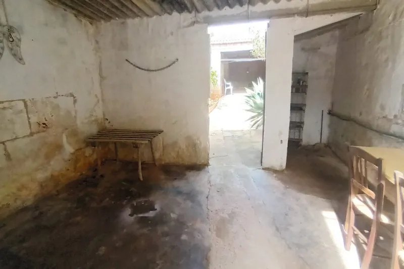 2-storey village house with courtyard, terrace and garage in Llombards — DH 08 — photo 7
