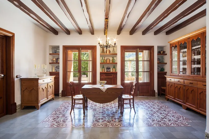 Sixteenth-century manor house in Puigpunyent — photo 9