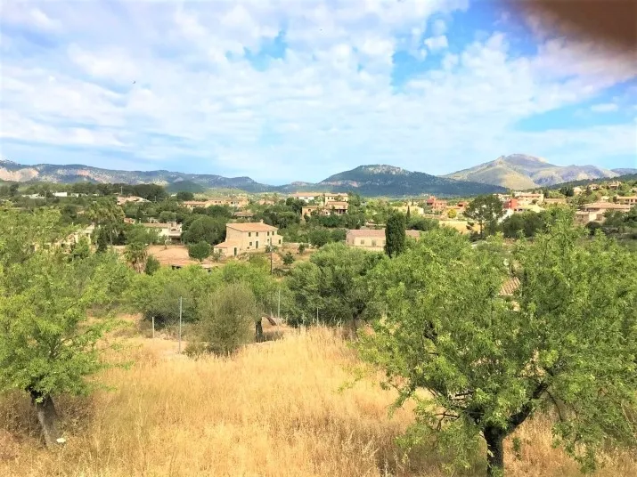 Fantastic building plot with panoramic views to Camp de Mar in Calvia — photo 2