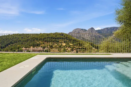 Bunyola, Renovated village house with a pool and panoramic views of Bunyola — photo 1