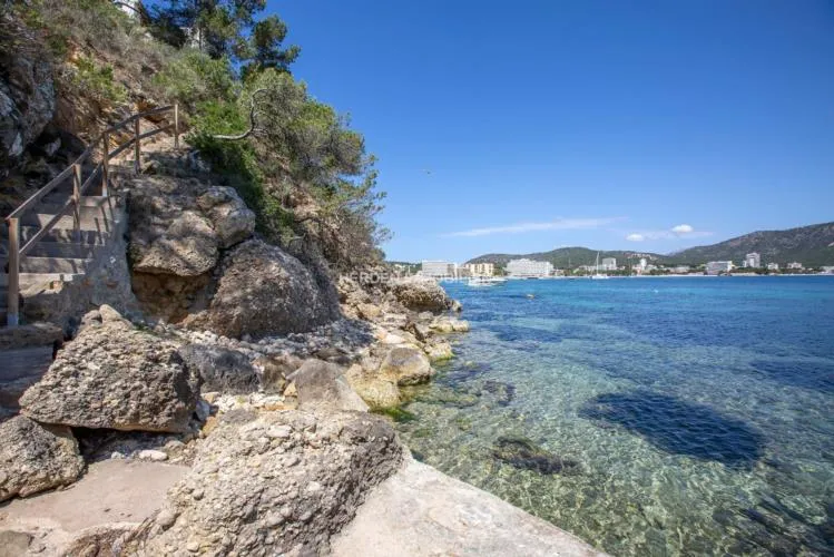 Villa Sea Front Palmanova Mallorca for Sale — photo 10