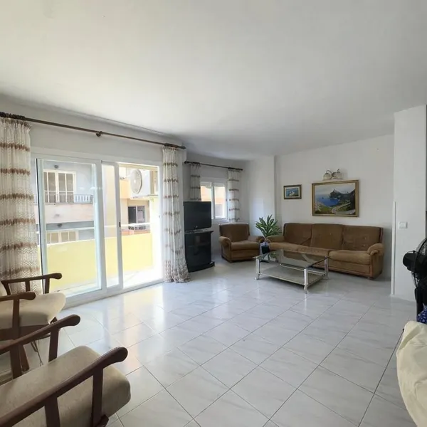 Flat / apartment for sale in Calle de Cervantes — photo 1