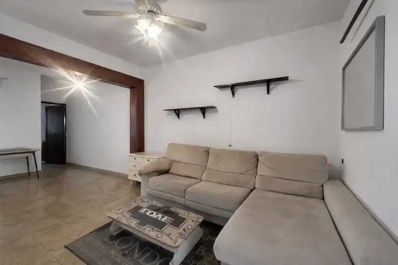 We present a magnificent opportunity to acquire a character house in the heart of Inca. — photo 3