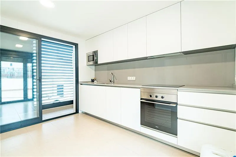 Townhouse with a private garden and pool in the Colegios neighborhood, on a lot of approximately 211 m2, — photo 7