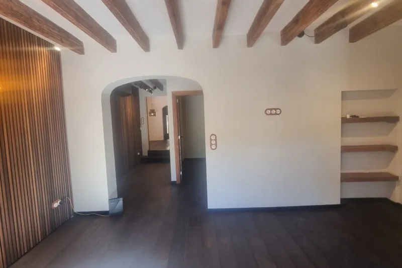 Season: Modern Apartment with Terrace in the Center of Llucmajor — AP 11 — photo 6