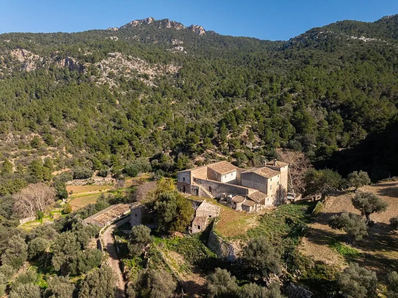 Luxury home in Estellencs, Province of Balearic Islands — photo 12