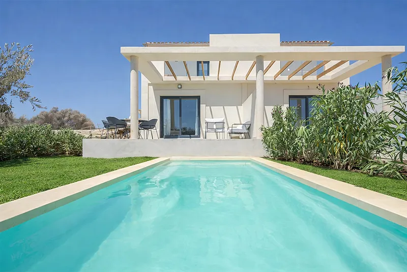New modern villa in Porto Cristo — photo 1