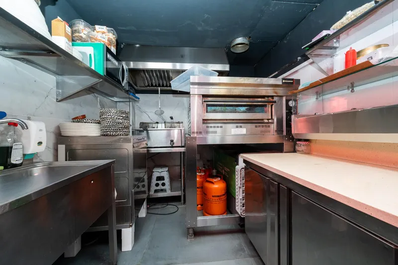 Commercial premises — photo 10