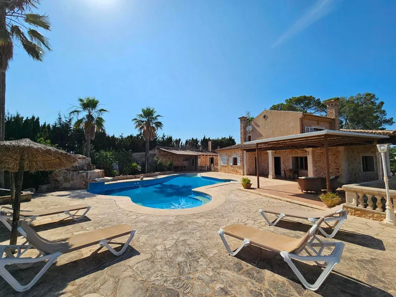 Fantastic finca with holiday license in Lloret de Vista Alegre — photo 3