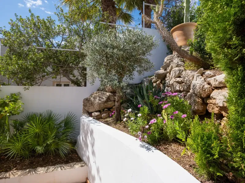 Exclusive villa with sea views, pool and ETV license in Canyamel — photo 9