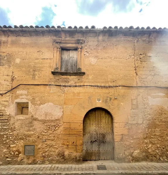 Historic Townhouse with character in the centre of Porreres — photo 1