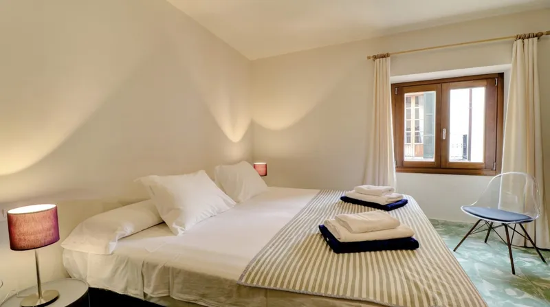 Elegant Townhouse with Pool in the Heart of Pollensa Old Town, with Rental License — photo 12