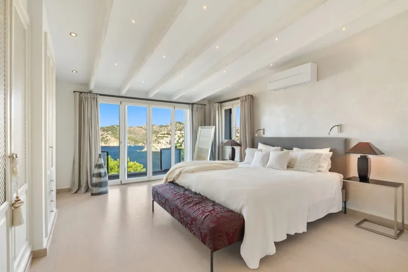 Mediterranean villa with sweeping sea views in Port d’Andratx — photo 3