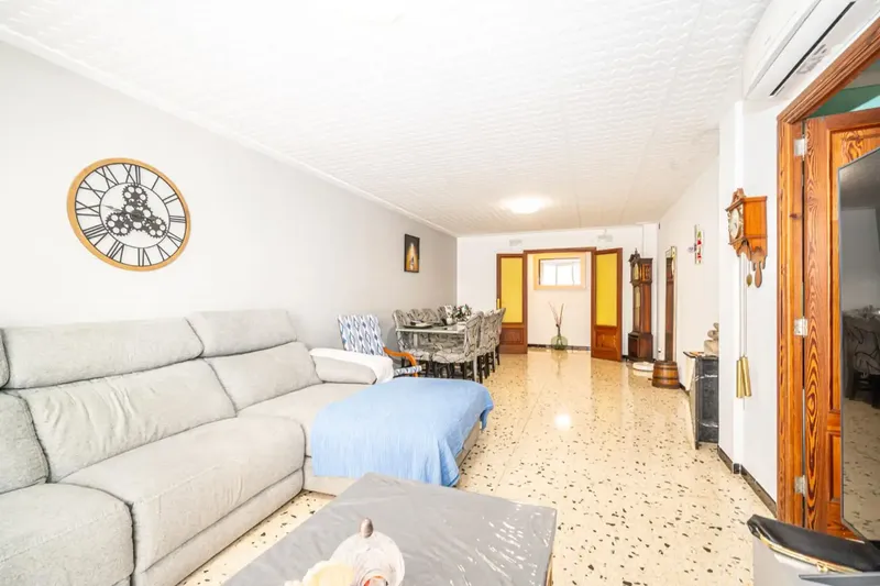 Spacious apartment in Cristo Rei with plenty of space and multiple possibilities — photo 12