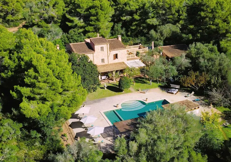 Exclusive finca with ETV rental license, guest apartments and XL pool in Portocolom — photo 8