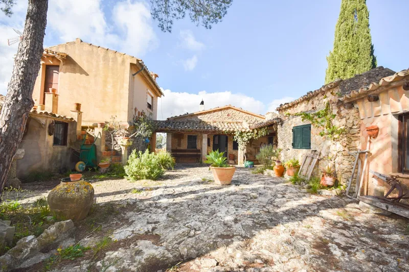 House - Puigpunyent (Galilea) — photo 4
