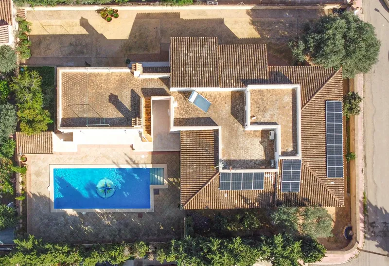 Chalet in Portocolom with pool, solarium in a very quiet and residential area — photo 2