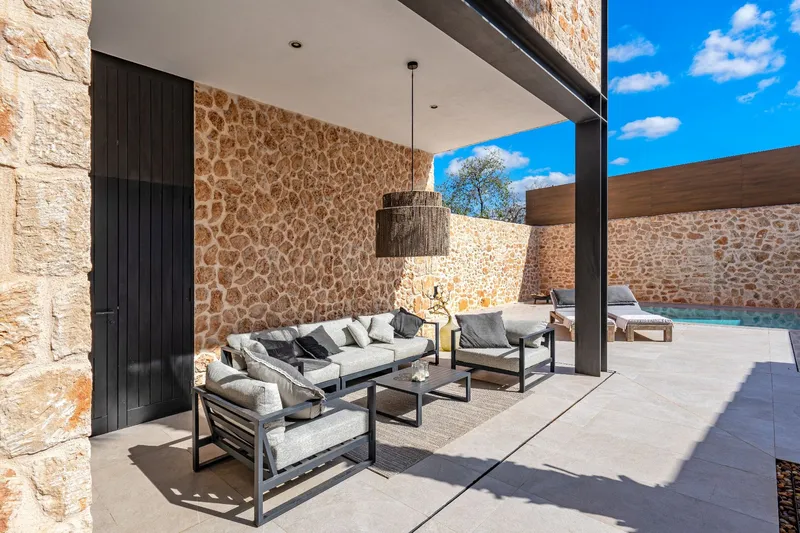 Design townhouse in the heart of Santanyí with 360° roof terrace — photo 3