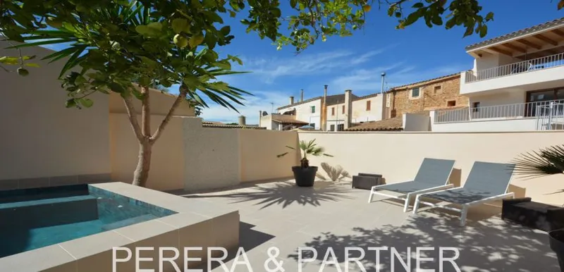 Ref. 127: Very nice, completely renovated townhouse with holiday rental licence, Capdepera — photo 1