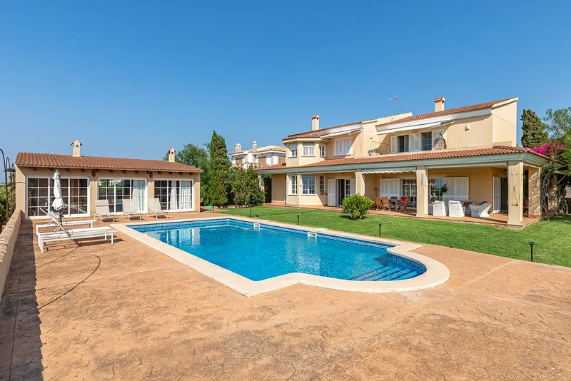 Villa in Sa Torre - View of the Pool House — photo 3