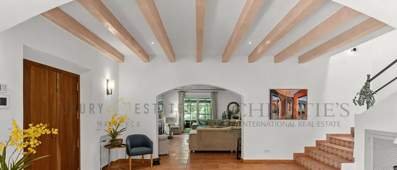 Mediterranean villa in Camp de Mar with pool and sea views — photo 2
