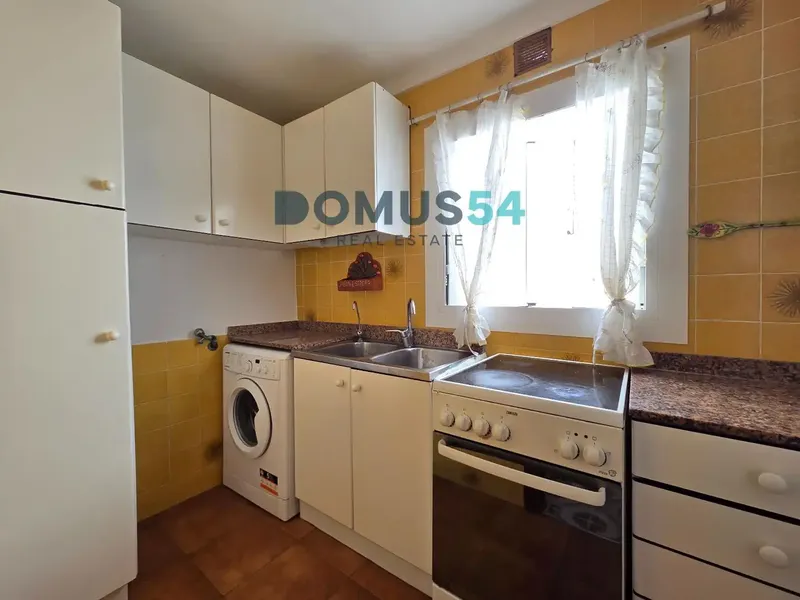 Explore this cozy apartment of about 69 square meters on the second floor of a building without elevator, strategically located — photo 5