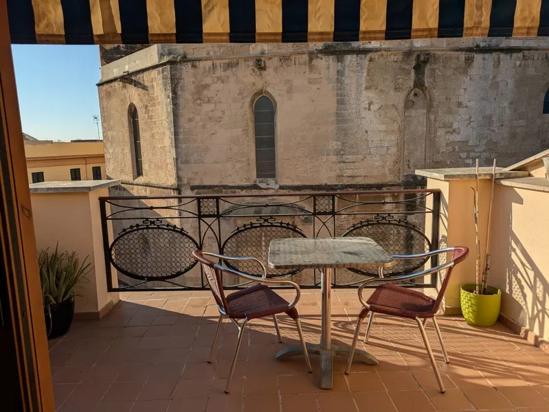 Temporary Professional Rental - Townhouse with Private Terrace — photo 2