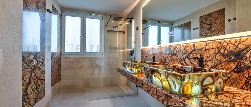 Luxury penthouse in Camp de Mar with sea view within walking distance to the beach and golf course — photo 12
