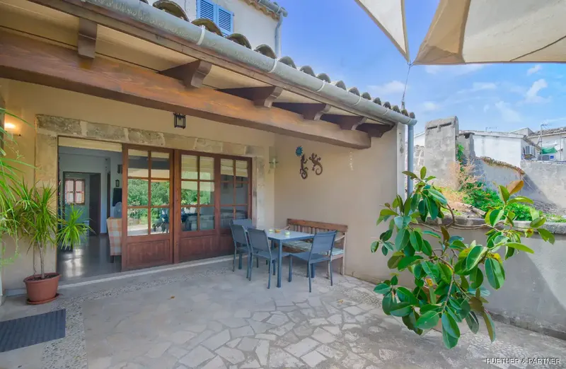 This approximately 300-year-old village house was completely renovated in 2004. — photo 1