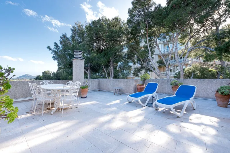 Conveniently situated for golf apartment for sale in Port de Pollença with mountain view and roof terrace — photo 7