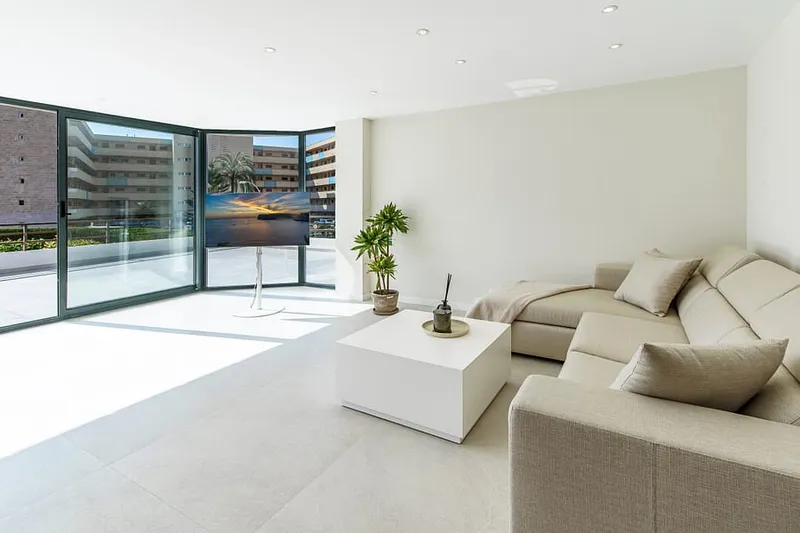 Renovated apartment for sale in Portals Nous with sea views near Puerto Portals — photo 3