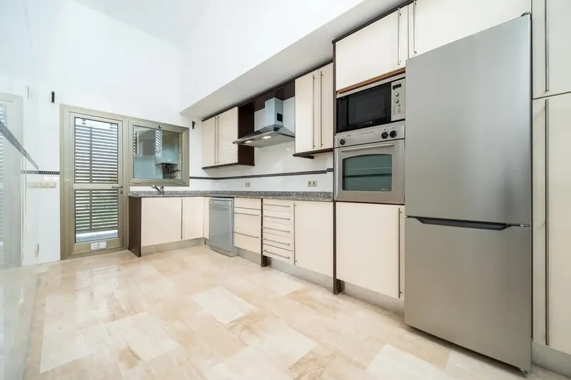 Ático con terraza en venta en Ponent — photo 9