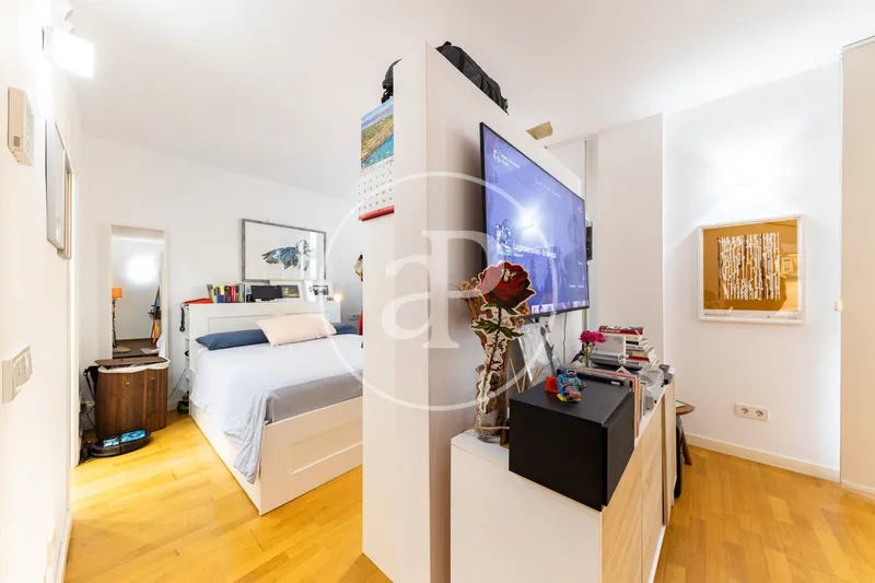 Studio apartment for sale in Plaza Raimundo Clar — photo 12