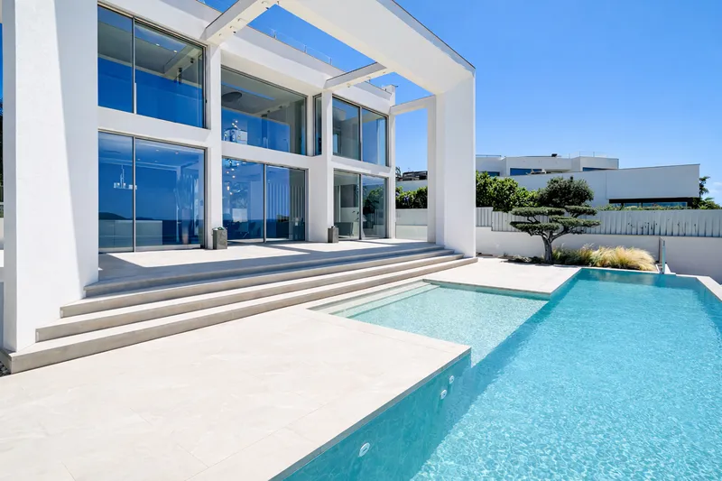 New villa with unique views of Port Adriano — photo 3