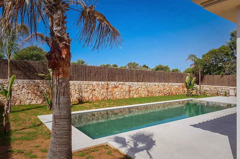 Newly built villa in Cala Llombards - with sea views and clear architecture near the beach — photo 2