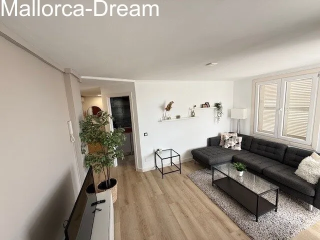 Cala Millor: Renovated Apartment with Terrace – Only 300 Metres from the Beach in Cala Millor — photo 5