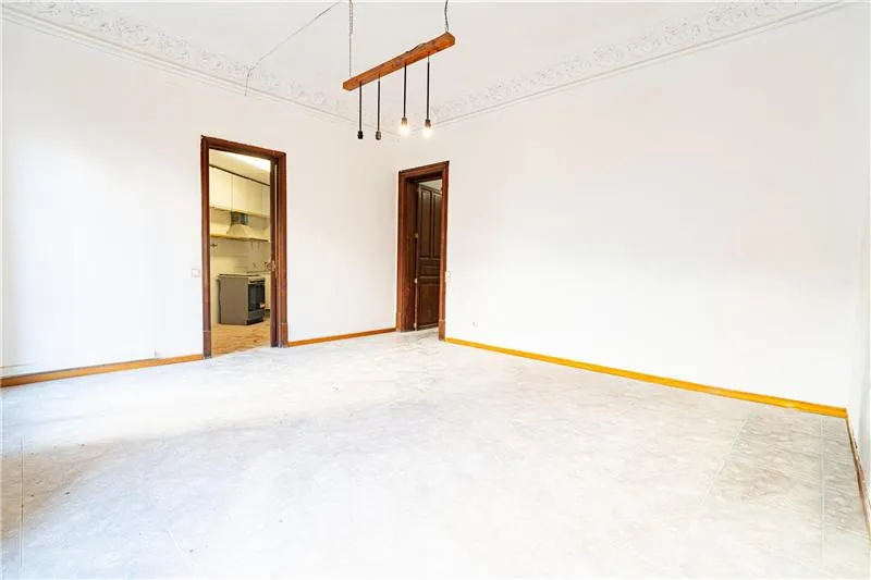 Listed property dating from 1920 next to Plaza España — photo 10